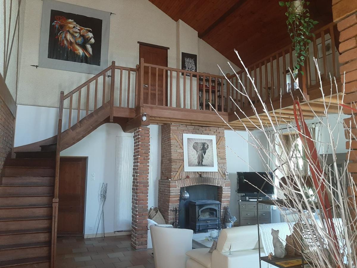 La Gariere Bed & Breakfast Lafrancaise ภายนอก รูปภาพ